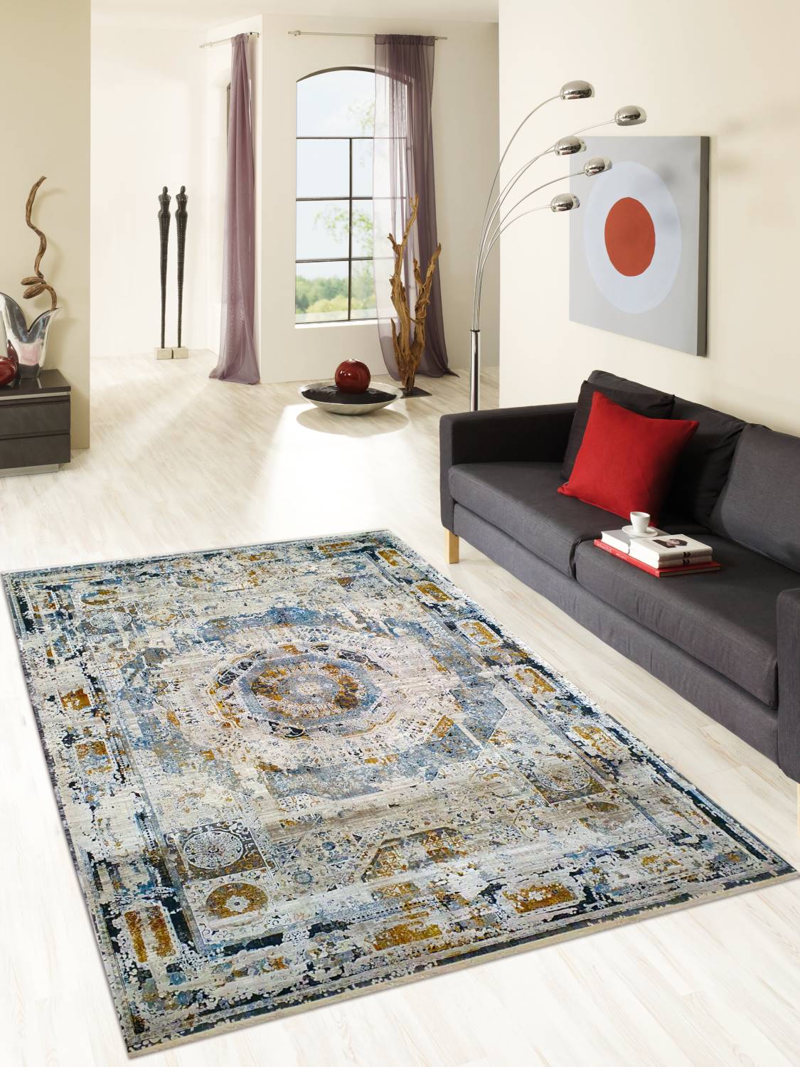 INDRAVATI abweichendes Design als zentrales Design-Element eines Wohnraumes.