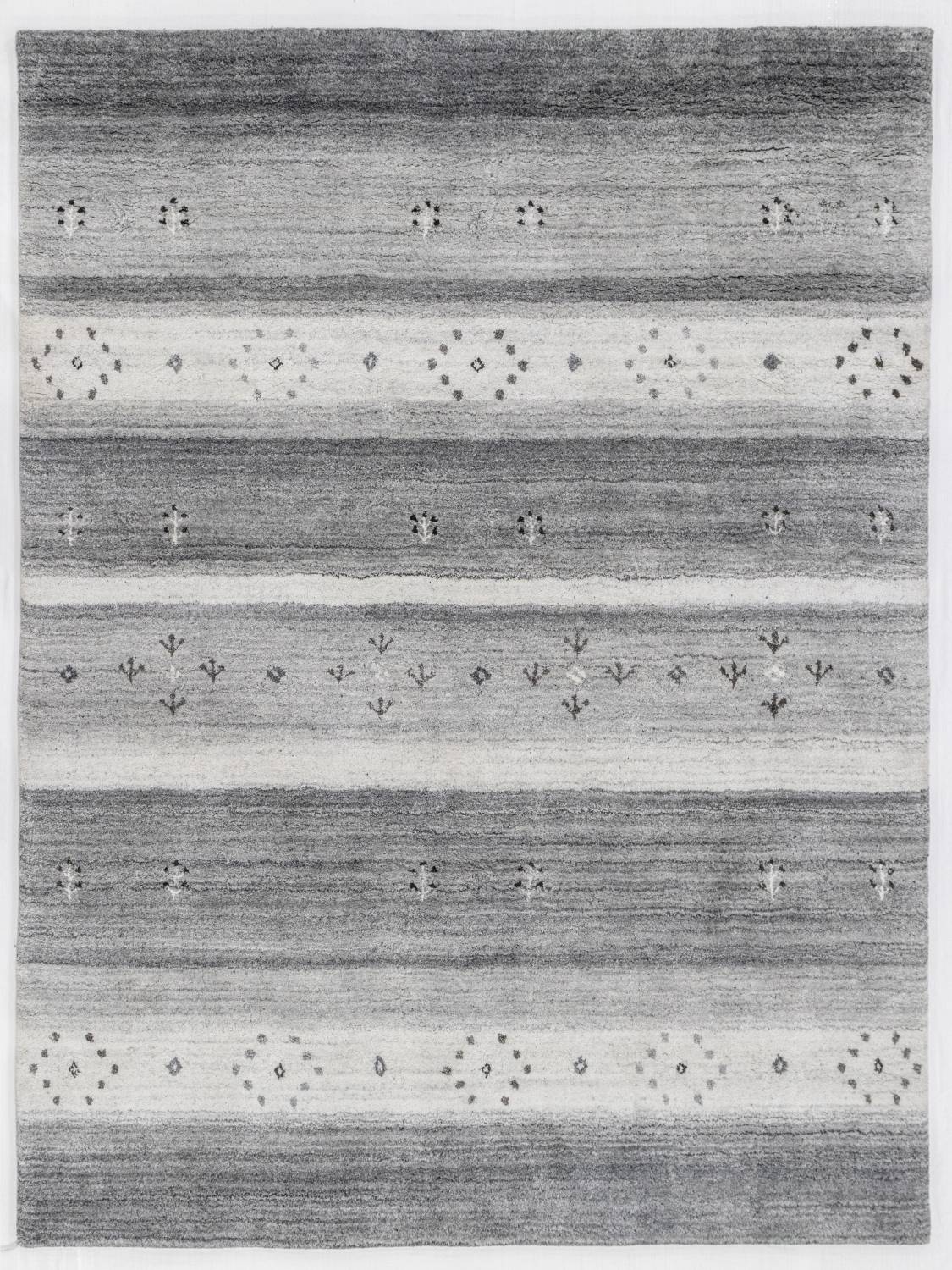 HANDGEARBEITET, LORI MODERN