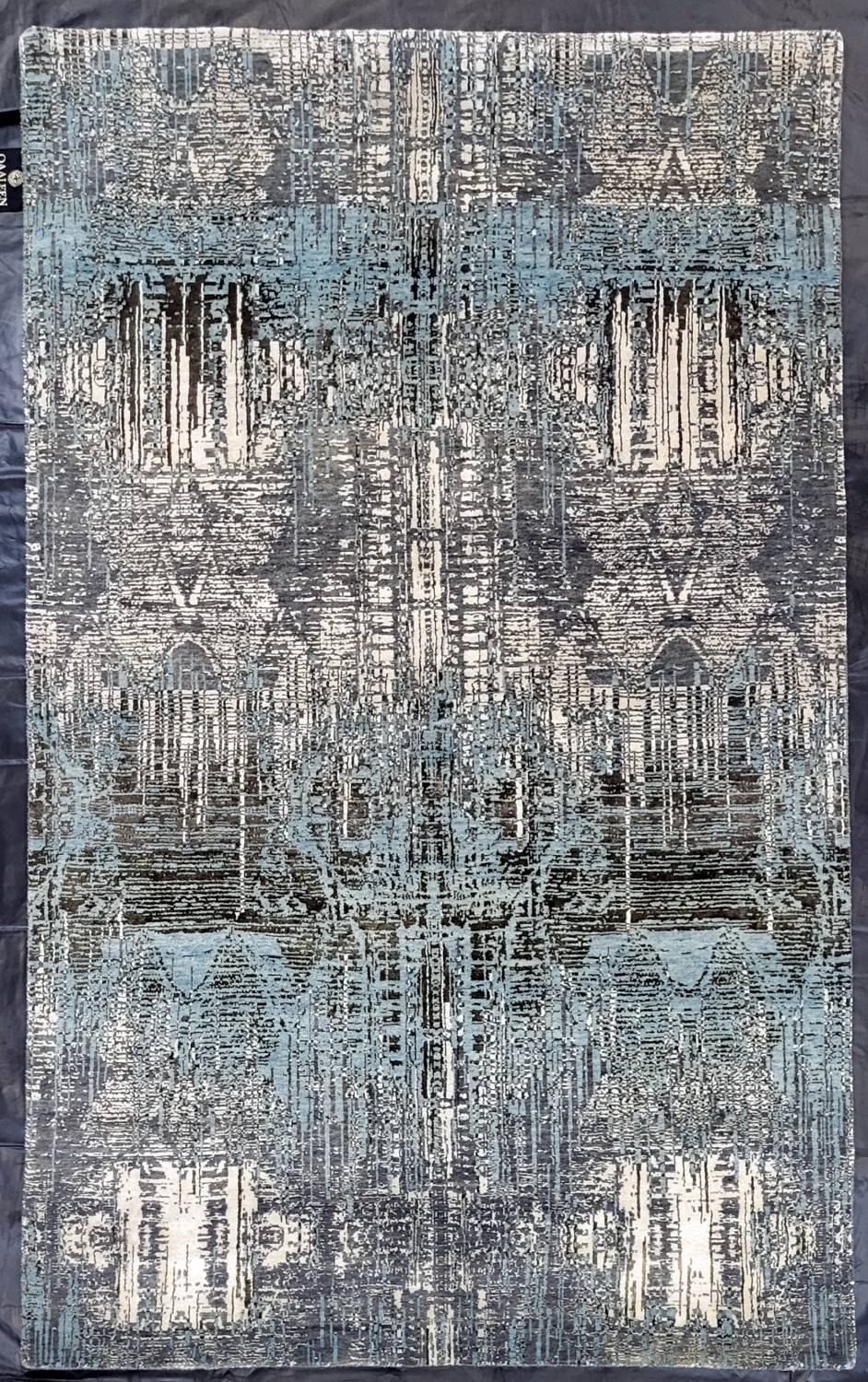 Vintageteppich Tuscany als zentrales Design-Element eines Wohnraumes.