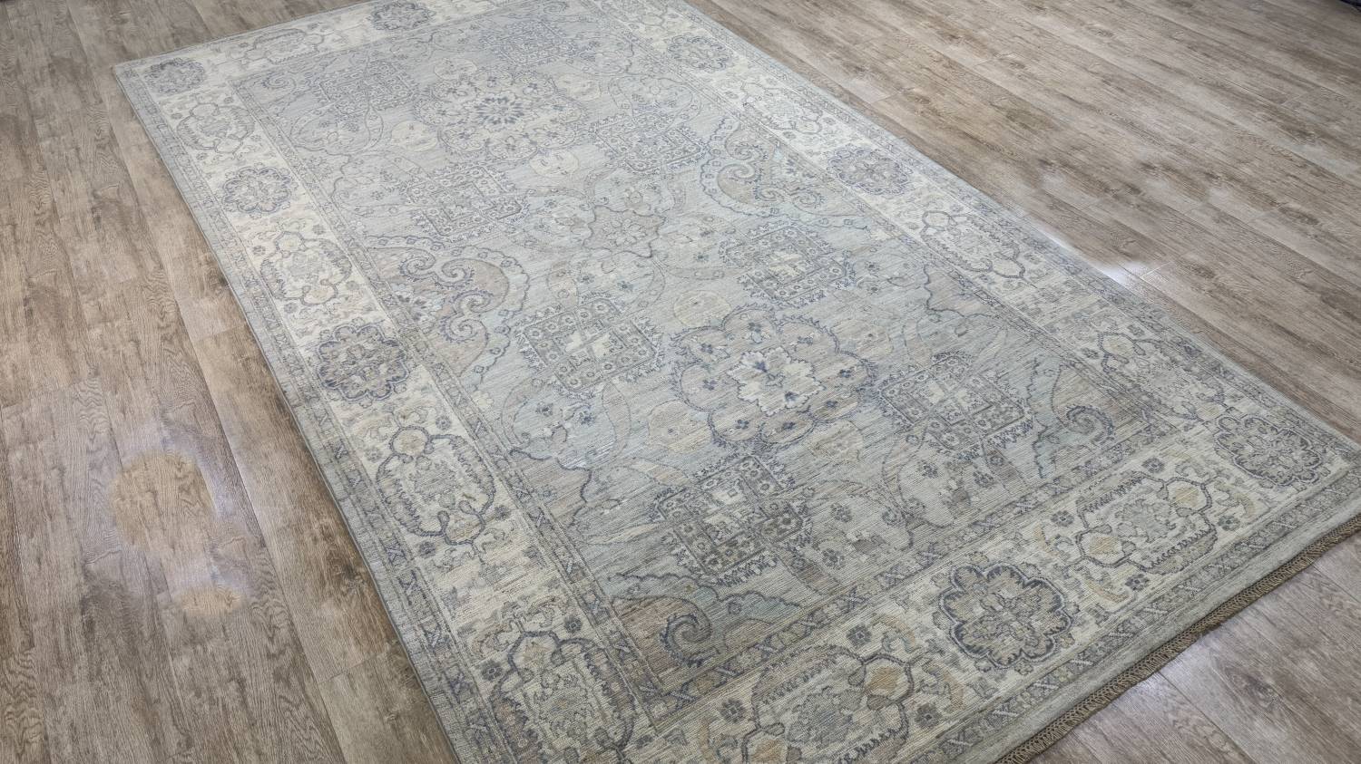 ZIEGLER FARAHAN-ORIGINAL HANDGEKNÜPFT von oben betrachtet ohne Hintergrund.