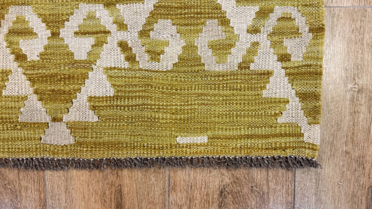 Nahaufnahme des Flors von KELIM ORIGINAL HANDGEARBEITET.