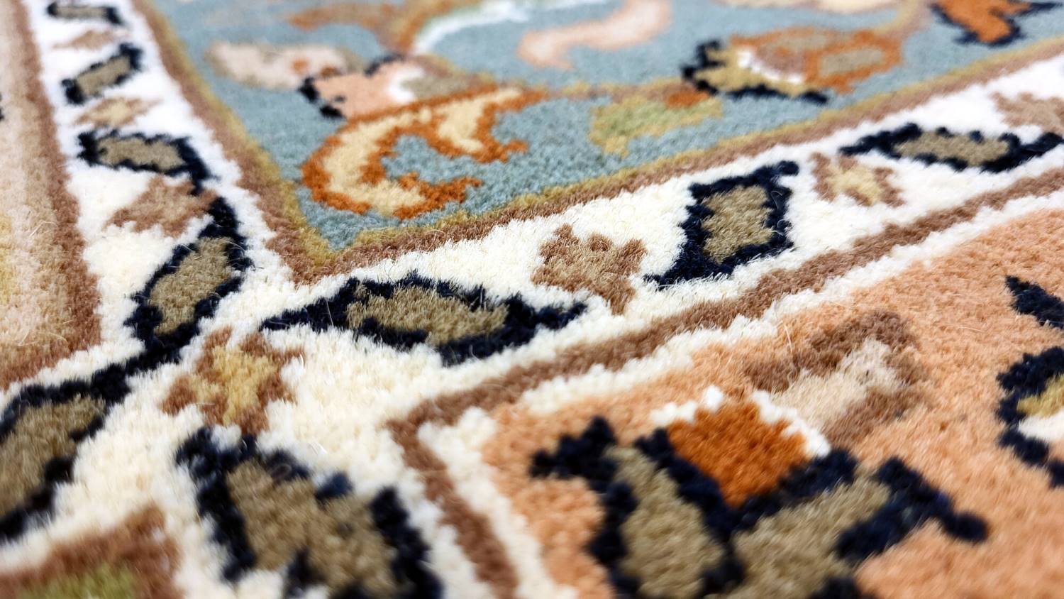 Bachtiari Felder Teppich, Handgeknüpft