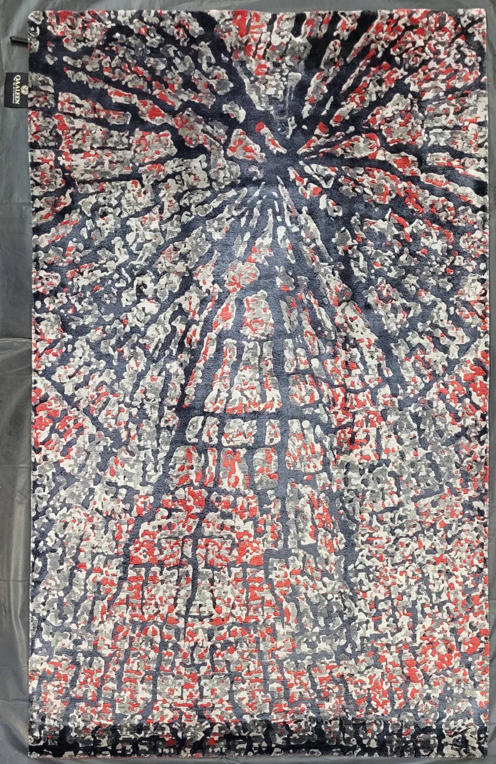 NEBULA MODERN