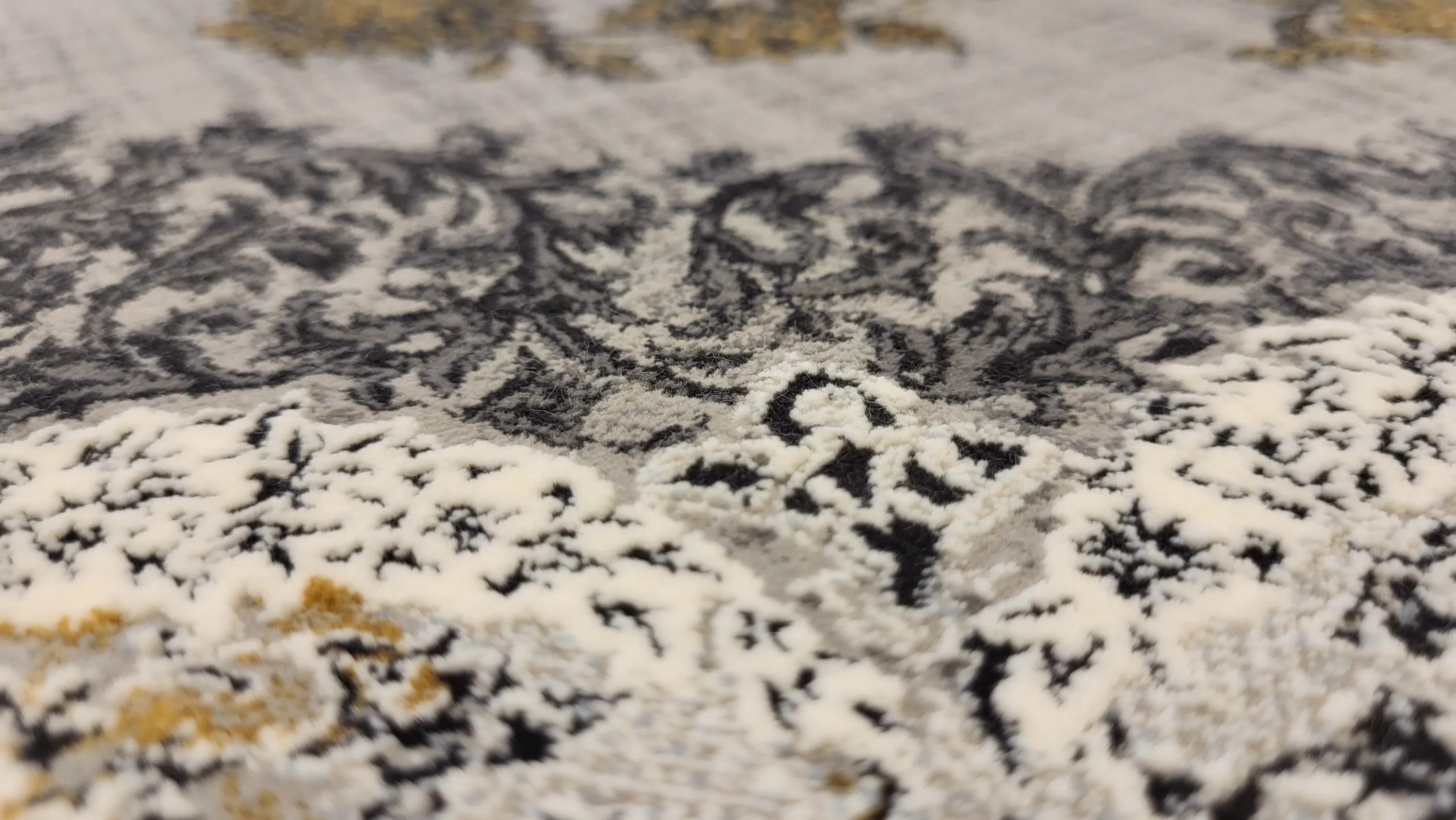 Teppich DESIGN IRAN 15008 4,5 M PUNKTE Teppich DESIGN IRAN 15008 4,5 M PUNKTE