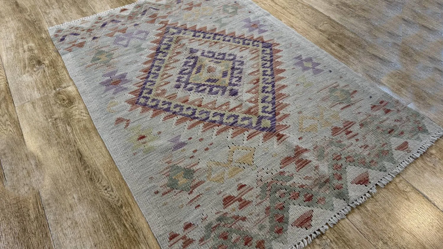 KELIM ORIGINAL HANDGEARBEITET KELIM ORIGINAL HANDGEARBEITET